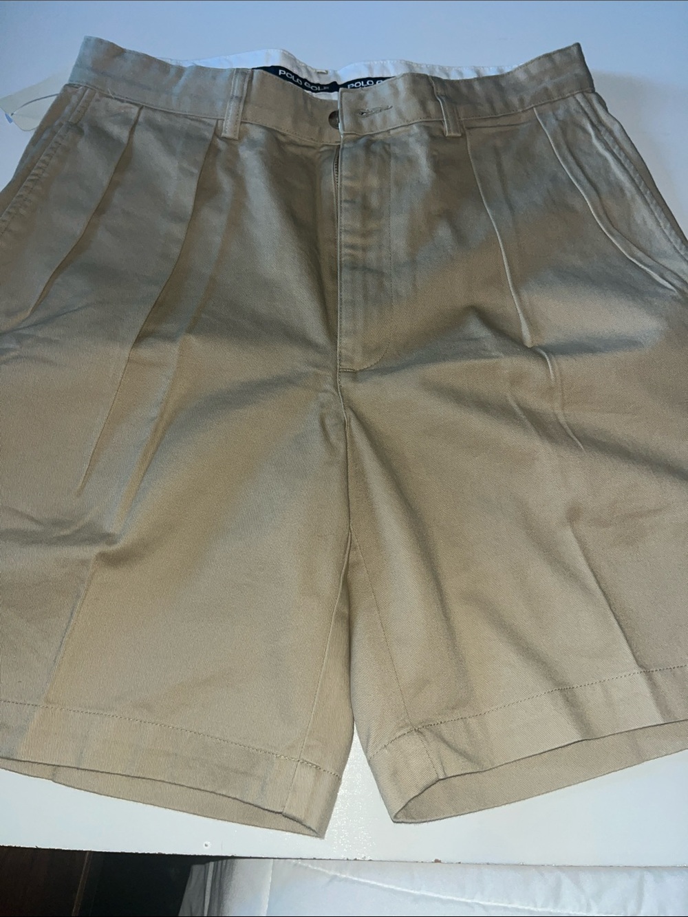 Polo by Ralph Lauren Men's Khaki Golf Shorts Size 32. 100% Cotton